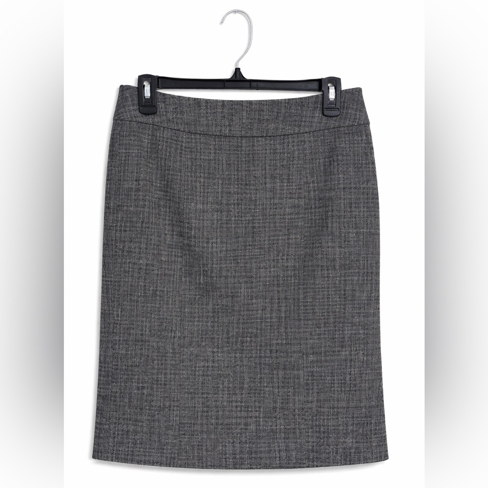 White House Black Market Dark Gray Skirt Size 6 Lined Career Wear